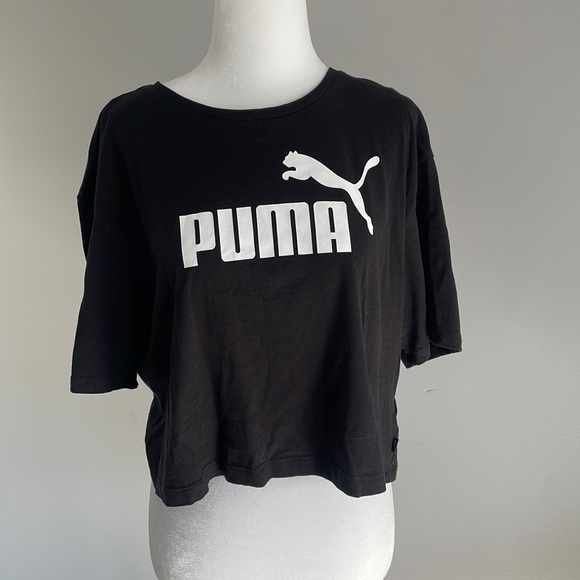 PUMA 🖤 Crop T - Picture 1 of 6
